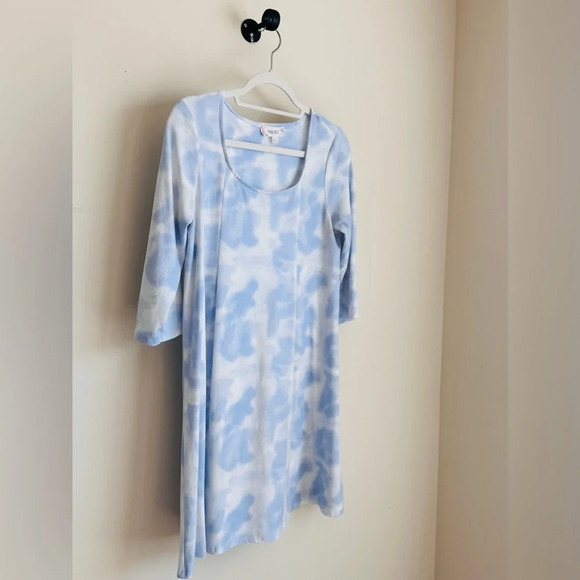 Pink Rose Dress - Blue Hydra Tie Die - 3/4 Sleeves in a Size L - Picture 3 of 13